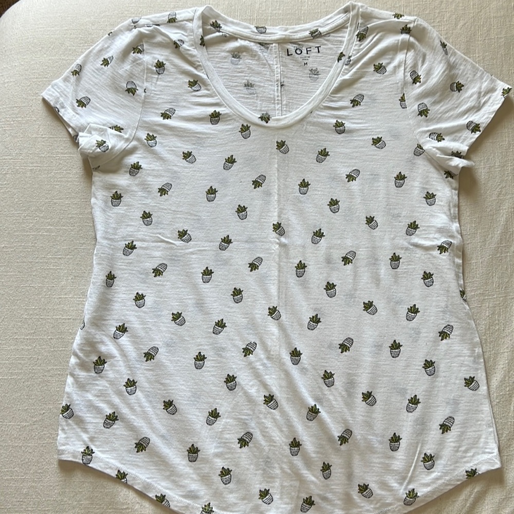 LOFT Succulent Scoop Neck Tee
